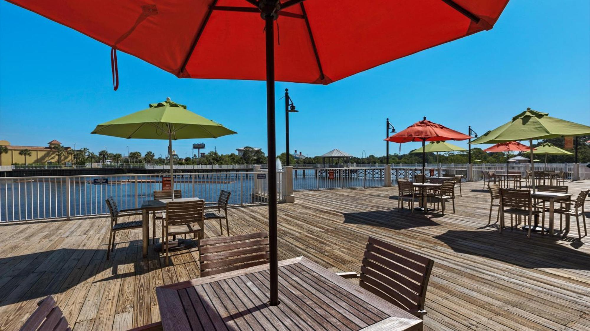 Holiday home Next To The 10th Floor Pool - Laketown Wharf 1031- 2 Bd Bunks, 2ba, And Amazing Amenities! *