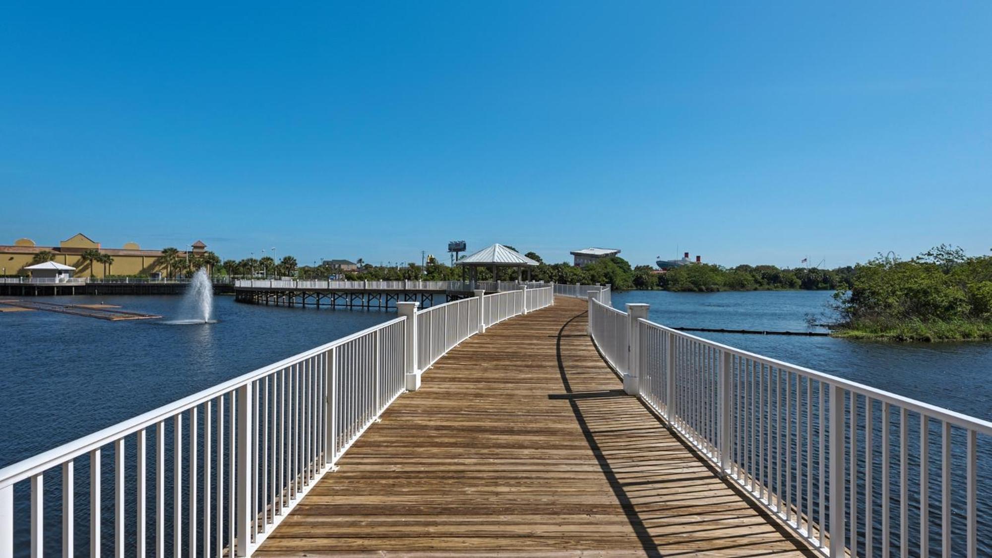 Next To The 10th Floor Pool - Laketown Wharf 1031- 2 Bd Bunks, 2ba, And Amazing Amenities! * Panama City Beach